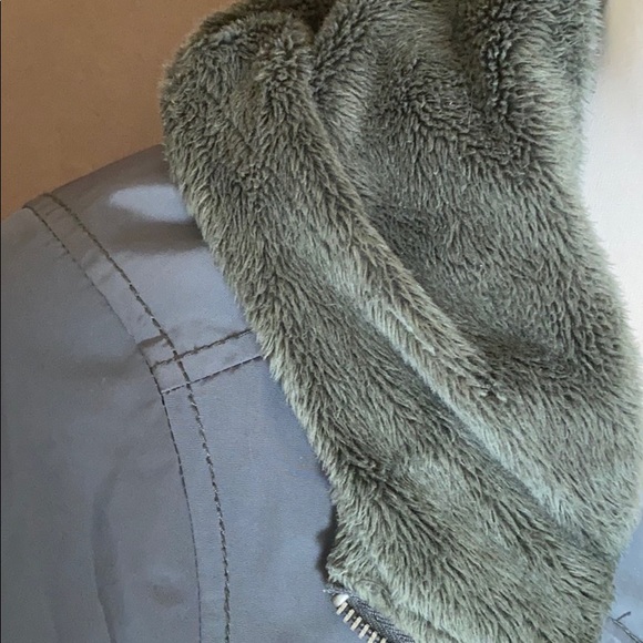 Gap Olive Utility Parka Jacket - Picture 3 of 6